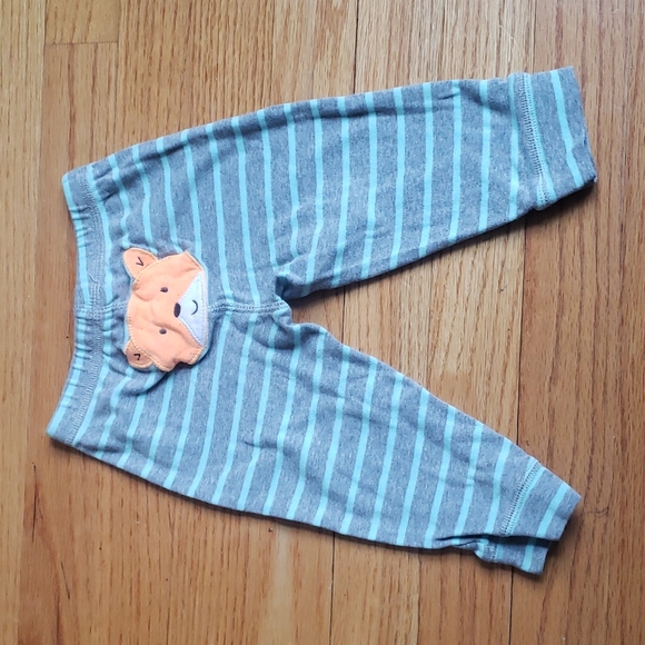 Carter's baby pants bundle 12m 🐦 - Picture 2 of 2
